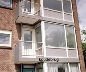 koudebrug bij balkon (bron onbekend)